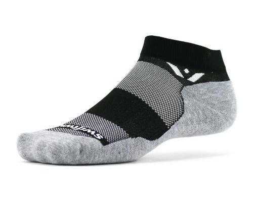 Best Socks for Morton’s Neuroma in 2023 - Fortunate Feet