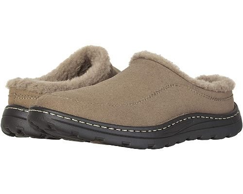 Best Slippers for Narrow Feet in 2023 - Fortunate Feet